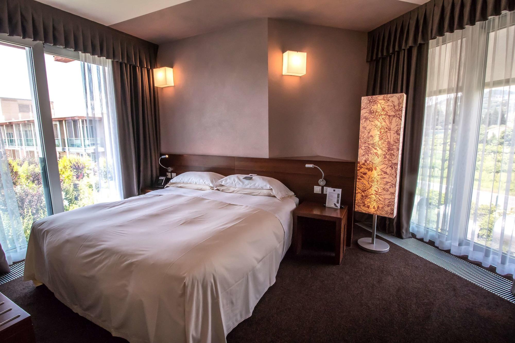 Aqualux Hotel Spa Suite & Terme Bardolino Esterno foto