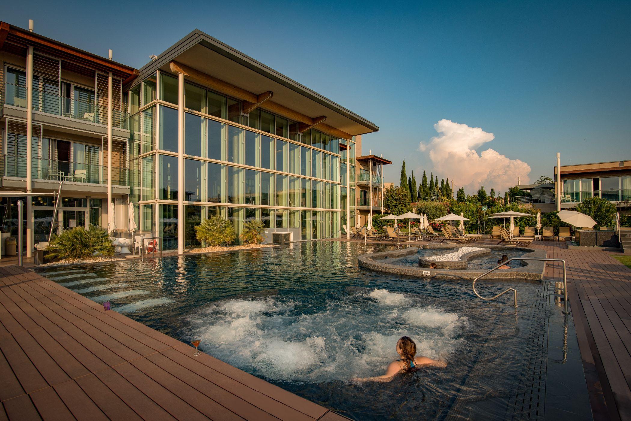 Aqualux Hotel Spa Suite & Terme Bardolino Esterno foto