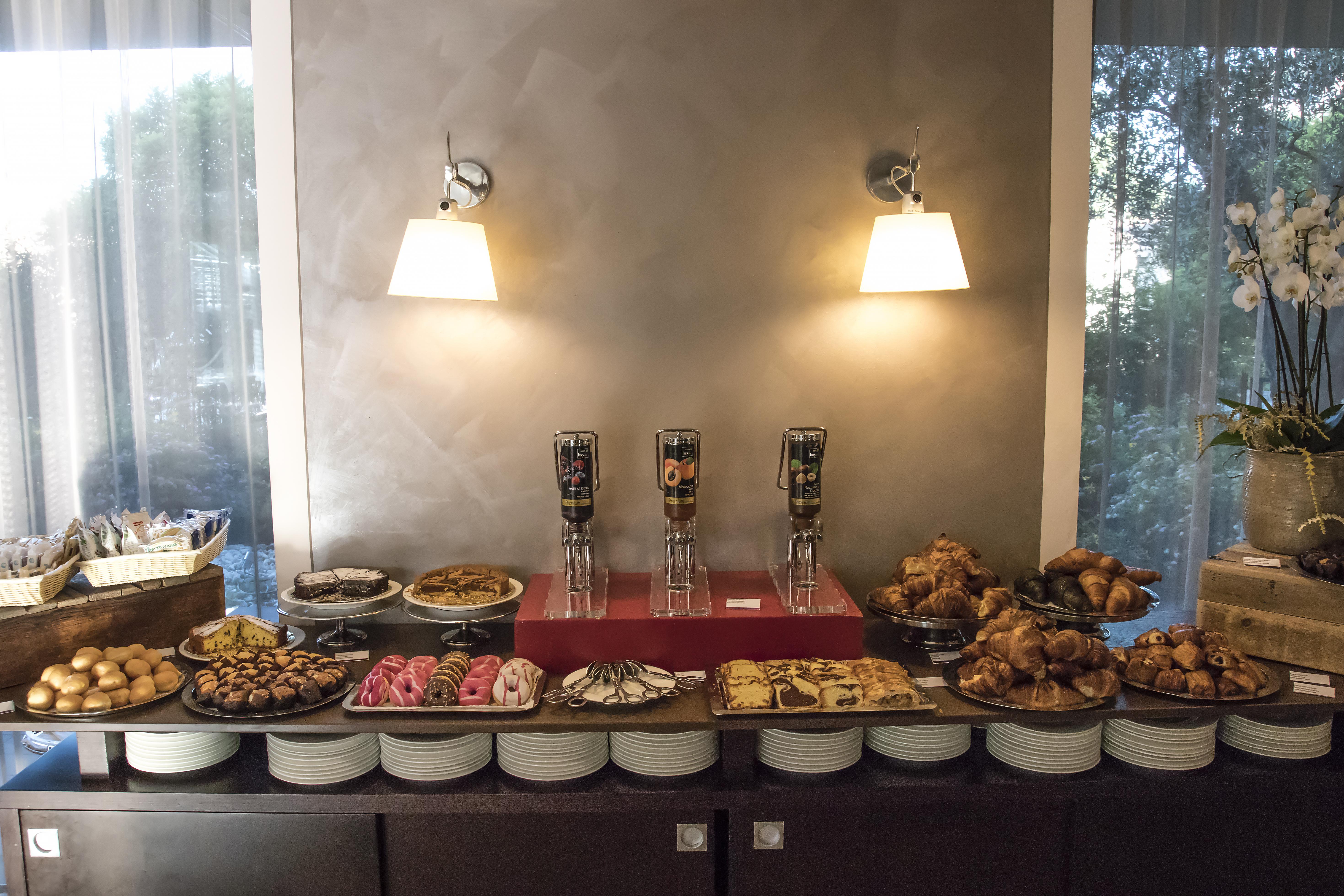 Aqualux Hotel Spa Suite & Terme Bardolino Esterno foto