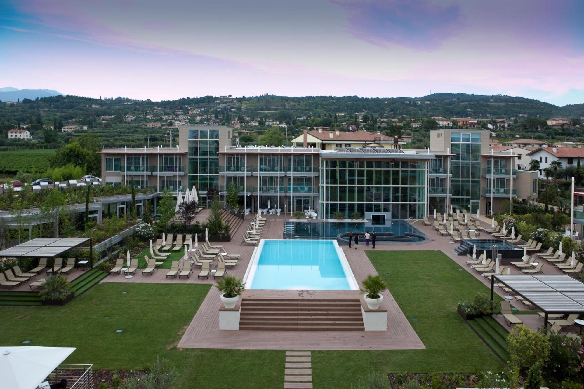 Aqualux Hotel Spa Suite & Terme Bardolino Esterno foto